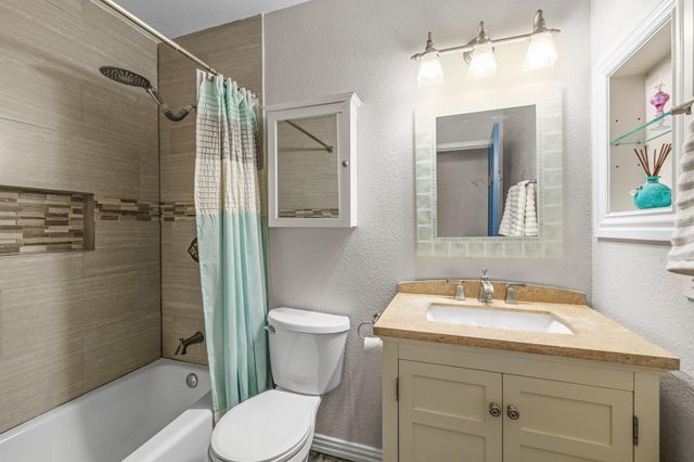 504 Heartwood DR, Austin, TX 78745