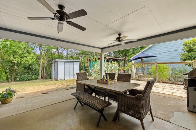 504 Heartwood DR, Austin, TX 78745