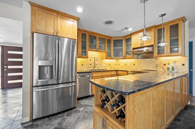 504 Heartwood DR, Austin, TX 78745