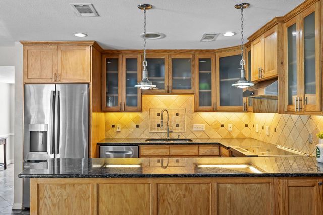 504 Heartwood DR, Austin, TX 78745