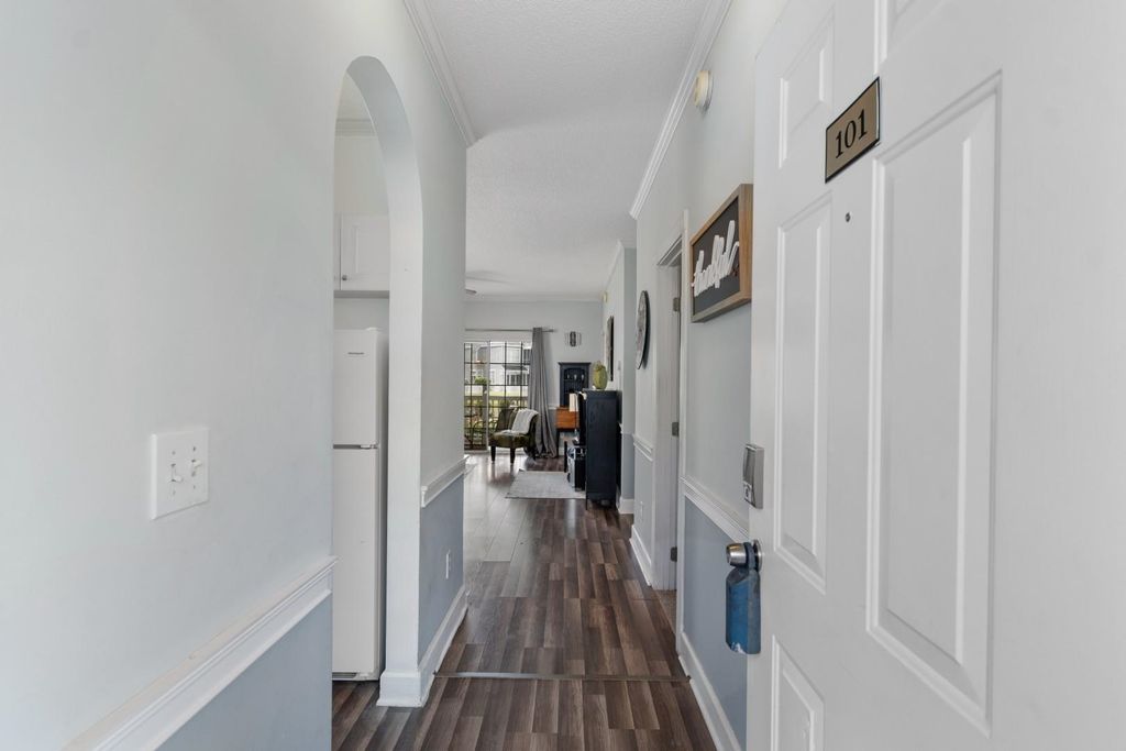 4631 Wild Iris Dr Apt 101, Myrtle Beach, SC 29577 — photo 2