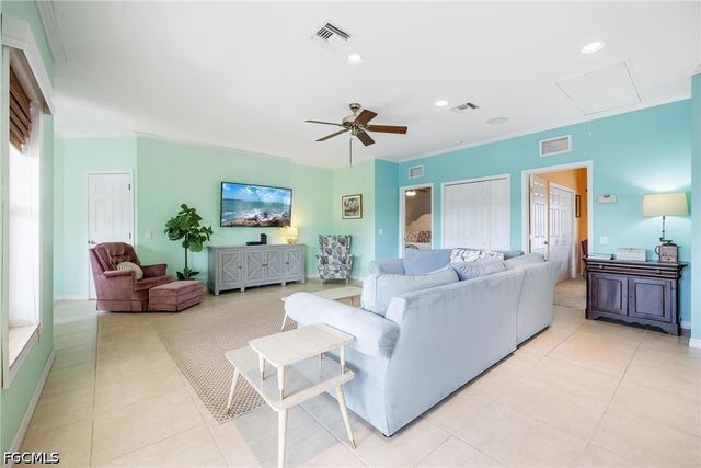 2761 Geary ST, Matlacha, FL 33993