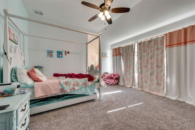 213 Roscoe Drive, Fate, TX 75087