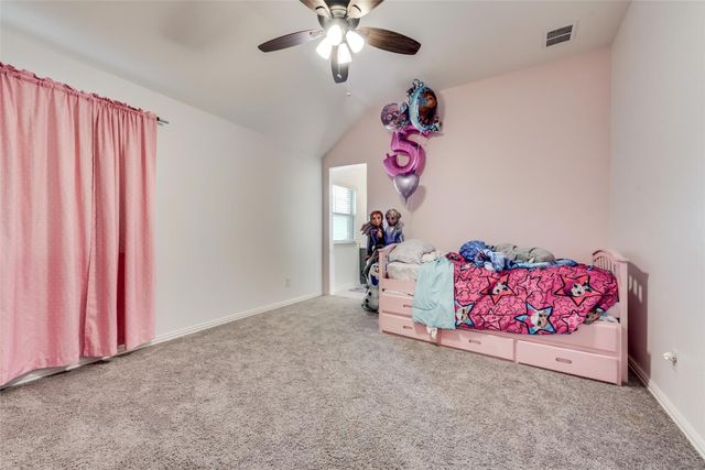 213 Roscoe Drive, Fate, TX 75087