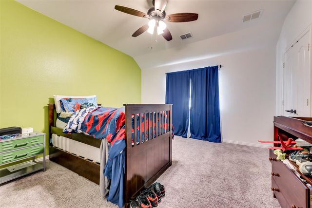 213 Roscoe Drive, Fate, TX 75087