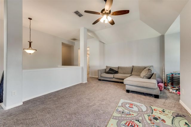 213 Roscoe Drive, Fate, TX 75087