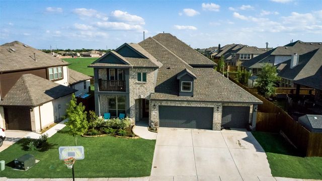 213 Roscoe Drive, Fate, TX 75087