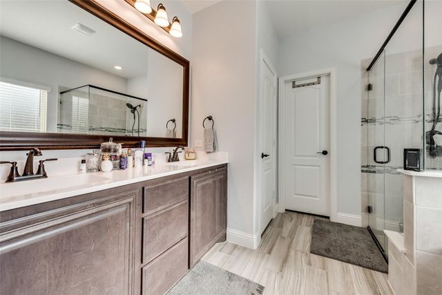 213 Roscoe Drive, Fate, TX 75087