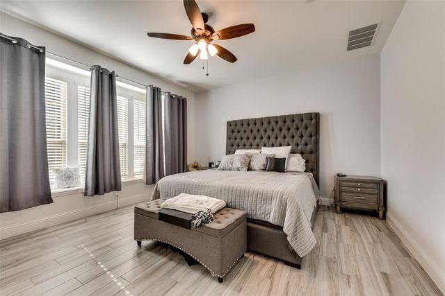 213 Roscoe Drive, Fate, TX 75087