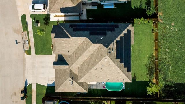 213 Roscoe Drive, Fate, TX 75087