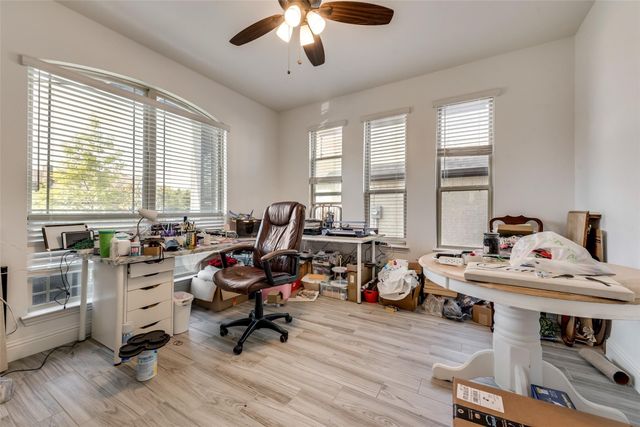 213 Roscoe Drive, Fate, TX 75087
