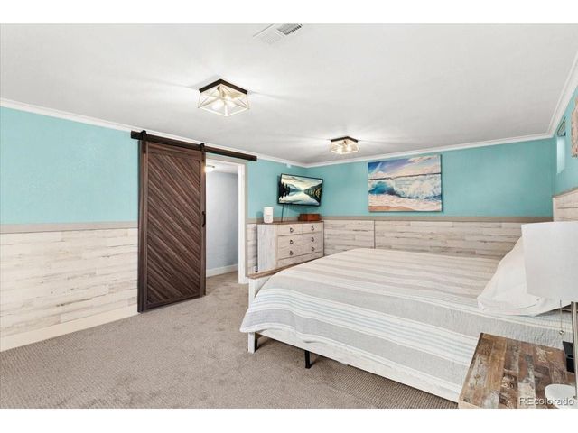 921 S Taft St, Lakewood, CO 80228