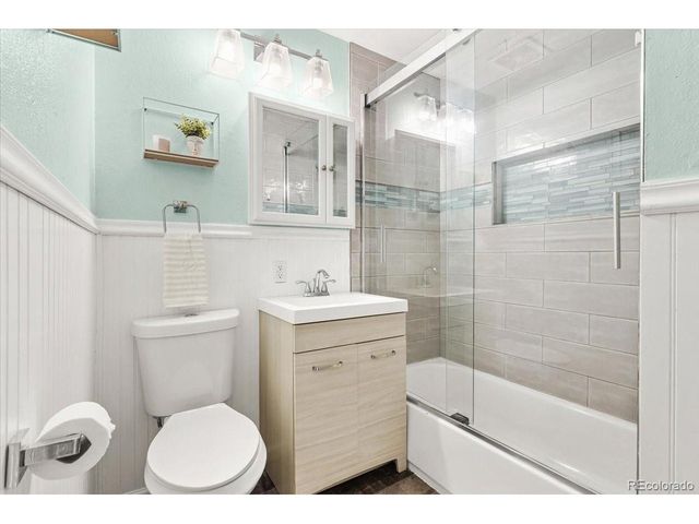 921 S Taft St, Lakewood, CO 80228