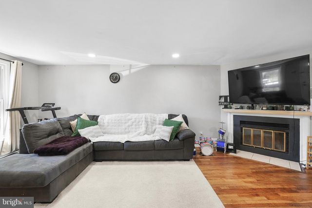 8785 RAVENGLASS WAY, Montgomery Village, MD 20886