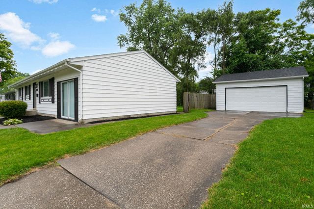 749 E 11Th Street, Mishawaka, IN 46544