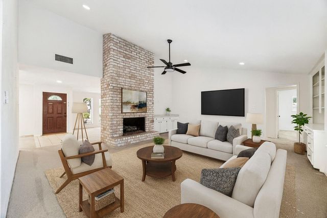 2222 Oak Shores Drive, Kingwood, TX 77339