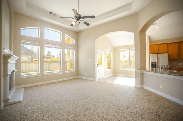 2 Hadlock Place, Spring, TX 77389
