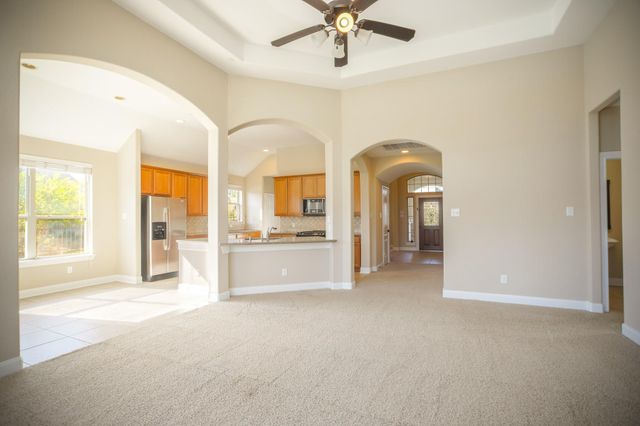 2 Hadlock Place, Spring, TX 77389