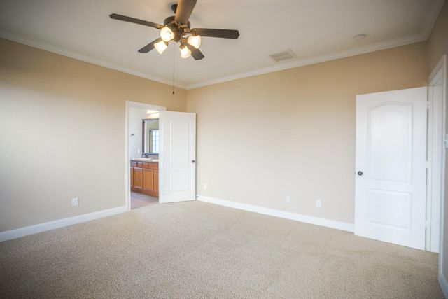 2 Hadlock Place, Spring, TX 77389