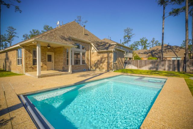 2 Hadlock Place, Spring, TX 77389