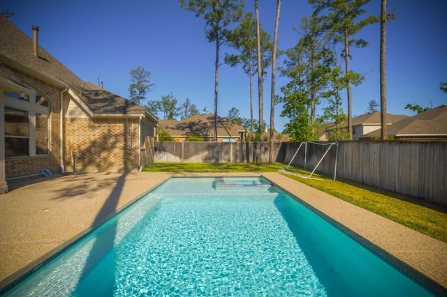 2 Hadlock Place, Spring, TX 77389