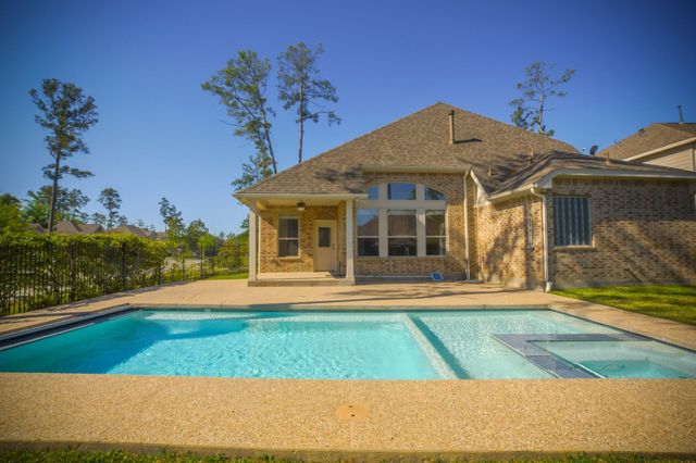2 Hadlock Place, Spring, TX 77389