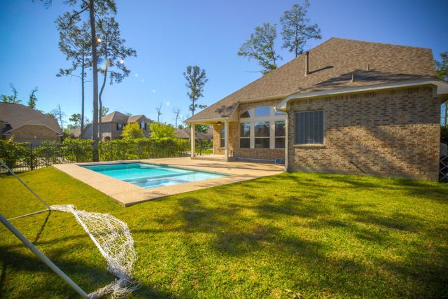 2 Hadlock Place, Spring, TX 77389