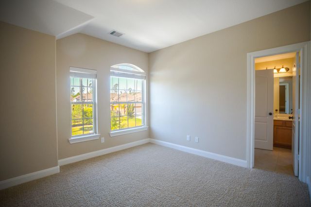 2 Hadlock Place, Spring, TX 77389