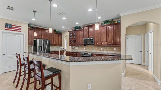1950 VIA LAGO DRIVE, Lakeland, FL 33810