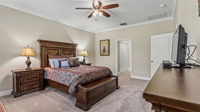 1950 VIA LAGO DRIVE, Lakeland, FL 33810