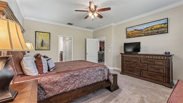 1950 VIA LAGO DRIVE, Lakeland, FL 33810