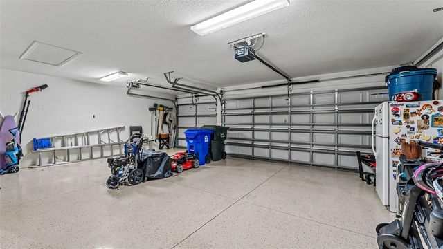 1950 VIA LAGO DRIVE, Lakeland, FL 33810