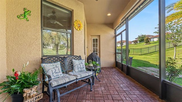 1950 VIA LAGO DRIVE, Lakeland, FL 33810
