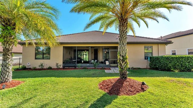 1950 VIA LAGO DRIVE, Lakeland, FL 33810