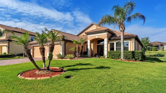 1950 VIA LAGO DRIVE, Lakeland, FL 33810