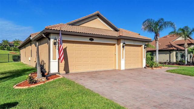 1950 VIA LAGO DRIVE, Lakeland, FL 33810