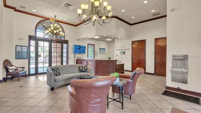 1950 VIA LAGO DRIVE, Lakeland, FL 33810