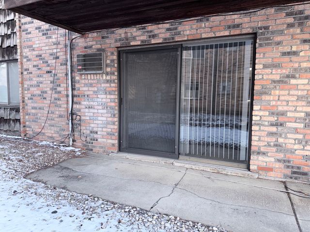 17745 Rosewood Drive 2A, Lansing, IL 60438