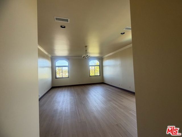 5867 W 75th Street, Los Angeles, CA 90045