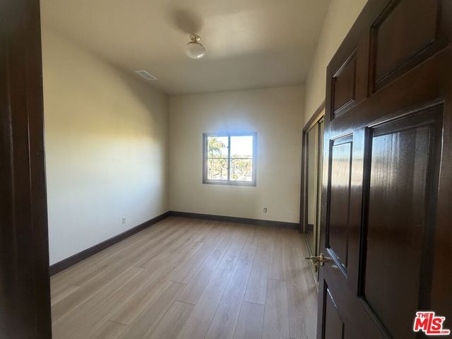 5867 W 75th Street, Los Angeles, CA 90045