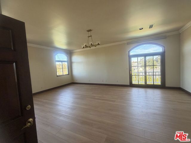 5867 W 75th Street, Los Angeles, CA 90045