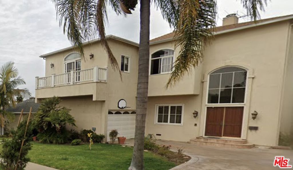 5867 W 75th Street, Los Angeles, CA 90045