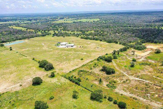 1188 County Road 328, Adkins, TX 78101
