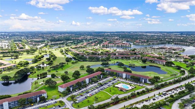 551 SW 135th Ave 111B, Pembroke Pines, FL 33027