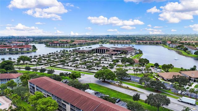 551 SW 135th Ave 111B, Pembroke Pines, FL 33027