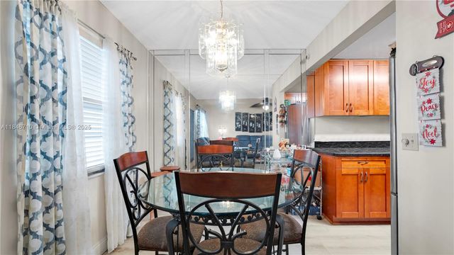 551 SW 135th Ave 111B, Pembroke Pines, FL 33027