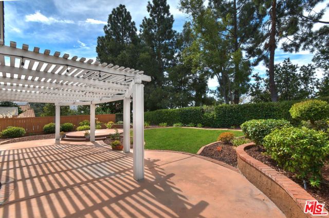 2649 Rikkard Drive, Thousand Oaks, CA 91362