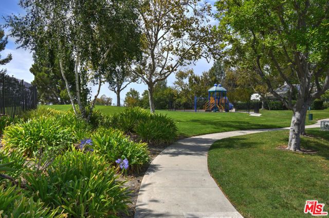2649 Rikkard Drive, Thousand Oaks, CA 91362