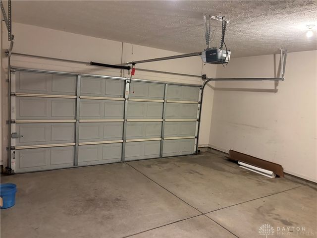 1332 Stillwater Lane, Dayton, OH 45415