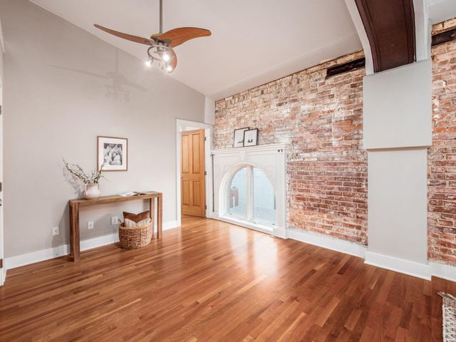 1276 N High Street, 402, Columbus, OH 43201